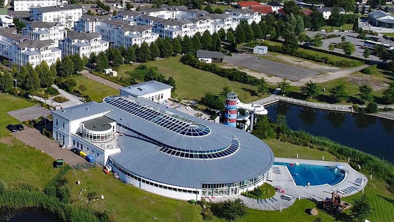 Wg Bernstein - Reetdachhaus - Ruhe Und Seeblick Sellin  Zewnętrze zdjęcie